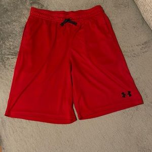 Under Armour💕 Boy sport shorts with heat gear